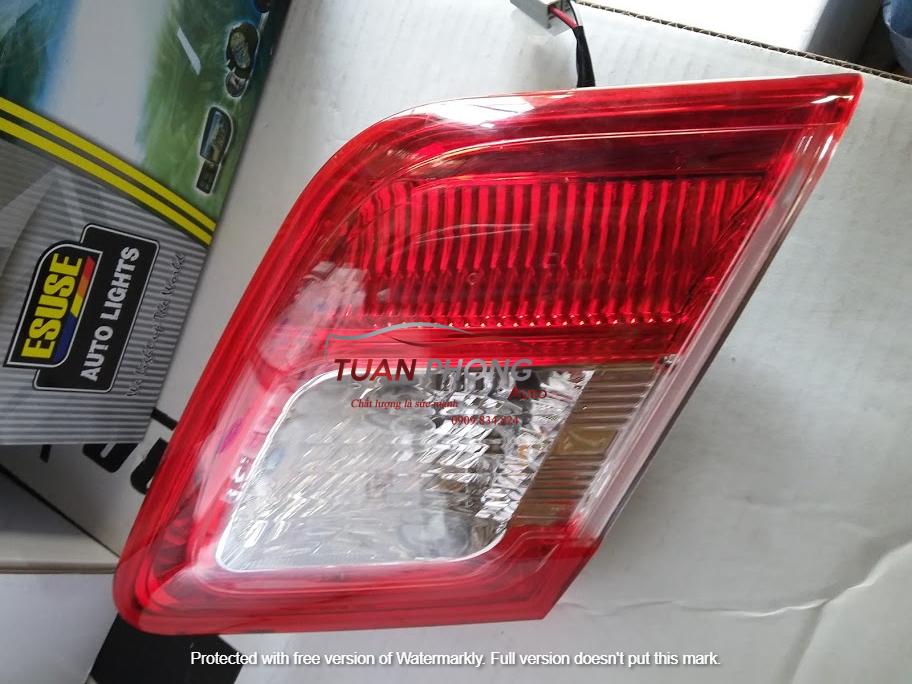 Đèn Hậu Trong(đèn Cốp) CAMRY 2007- NHẬP